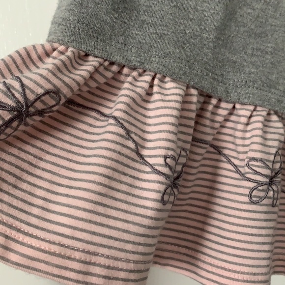 Calvin Klein Jeans 4 Gray & Pink Short Sleeve Dress 💕 - Picture 6 of 11